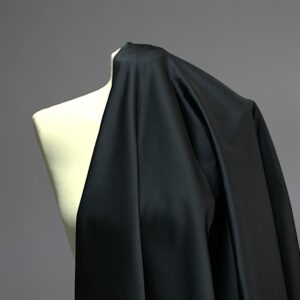 Duchesse in Poliestere Nero