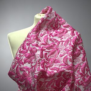 Matelassé in Lana-Seta Fucsia-Bianco con motivo trapuntato a Fiori