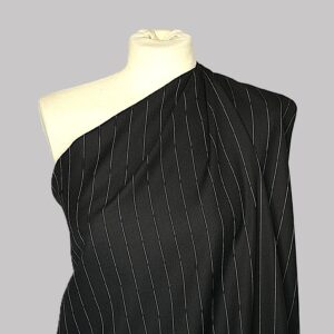 Elegante Gessato di Pura Lana Vergine Nero